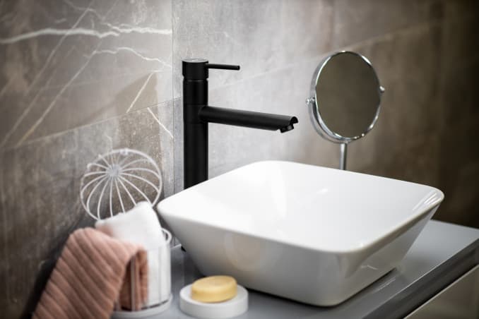 #6119B Baterija za lavabo MINOTTI TUBO DARK ELEGANCE visoka 3