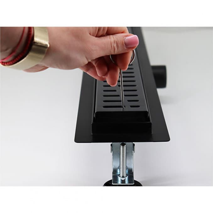 #PMW-700MB Tuš kanalica PROFIL M WAVE 700 teflon black 2